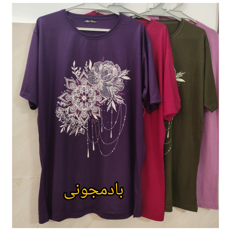 تیشرت زنانه سایز بزرگ رنگ بادمجونی طرح گل