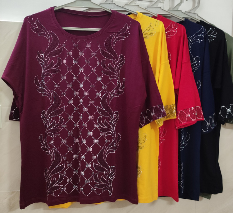 بلوز زنانه آستین سه ربع زرشکی