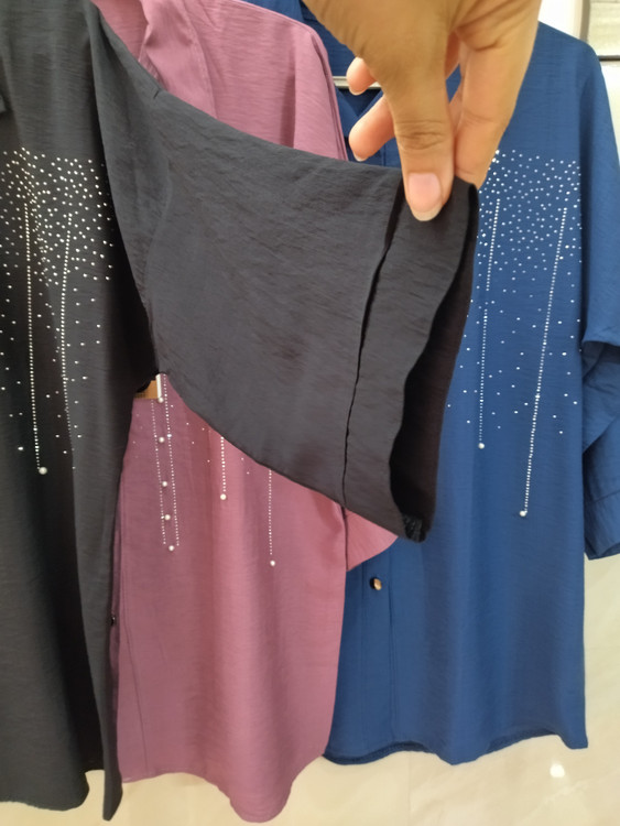 بلوز زنانه آستین سه ربع جلو دکمه صوفیا