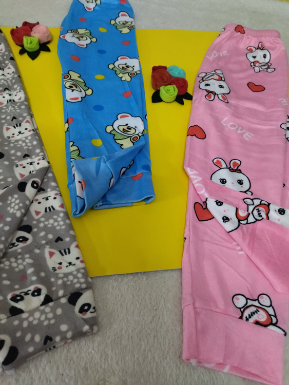 شلوار مخمل طرح دار دخترانه