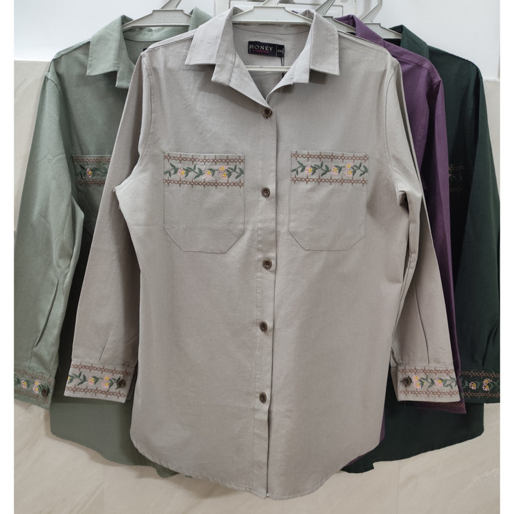 مانتو زنانه الیاف کتان گلدوزی شده رنگ کرم