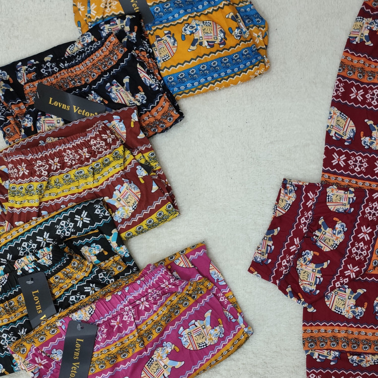 خرید شلوارک گیاهی