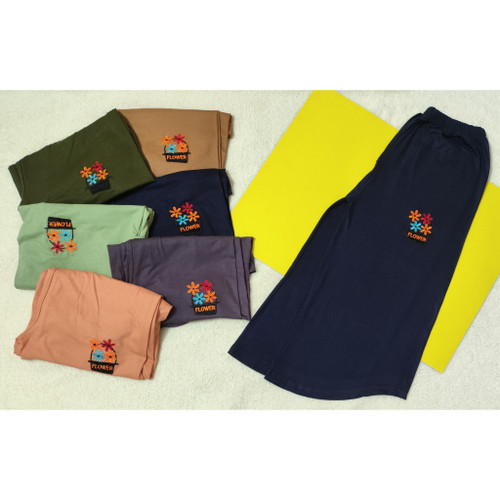 شلوارک زنانه جنس نخ پنبه طرح گل فری سایز قواره بزرگ