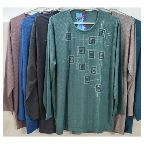 بلوز زنانه آستین بلند یقه گرد جنس کریشه طرح نگینی