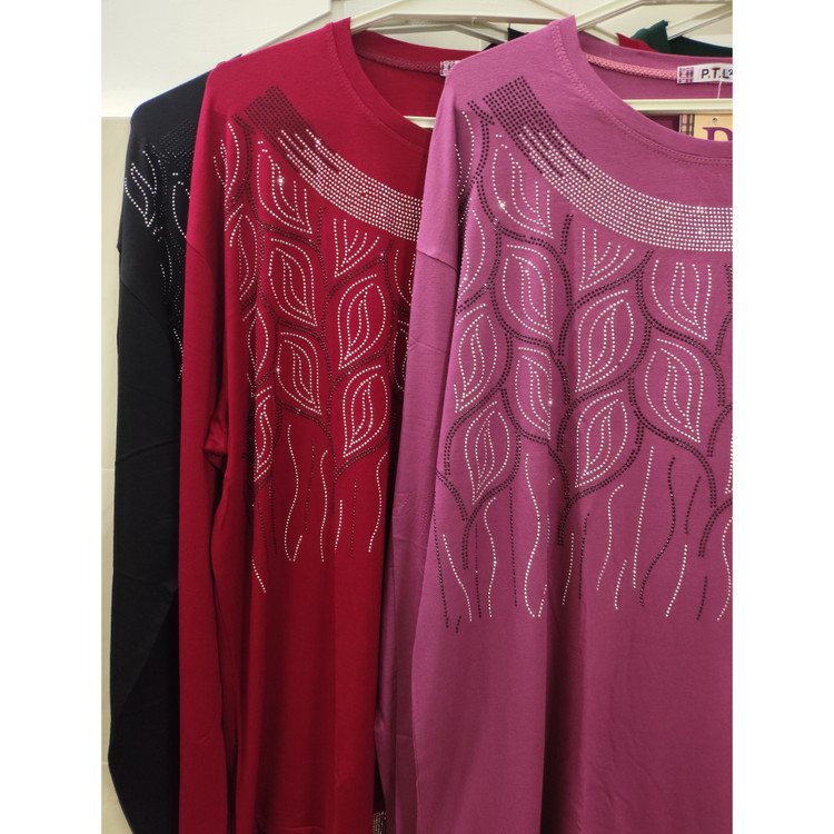 بلوز زنانه آستین بلند طرح نگین کوب جنس نخپنبه