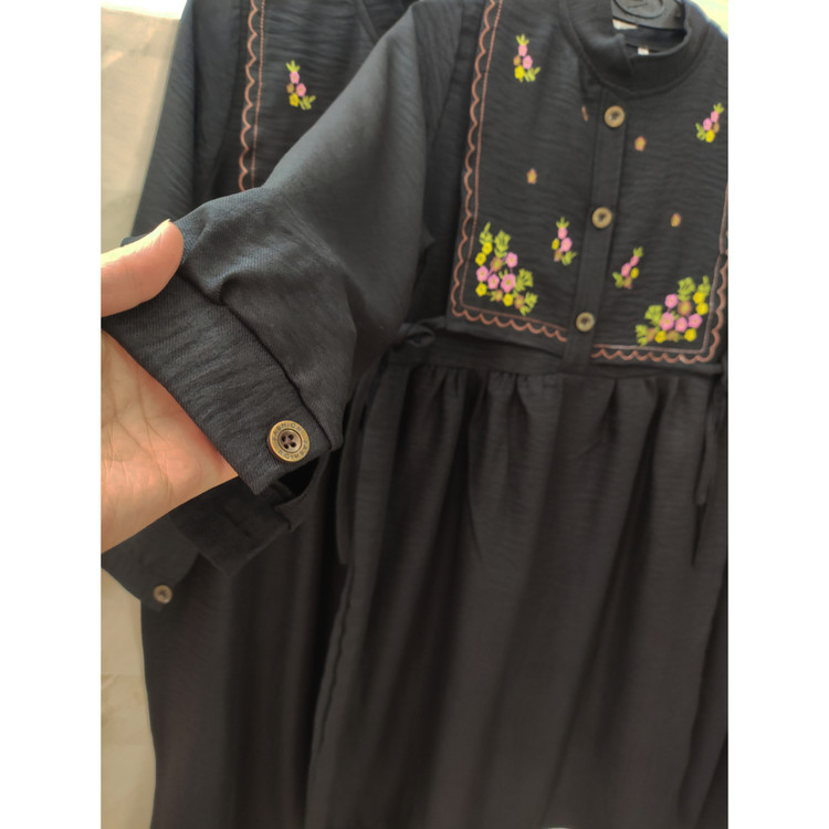 خرید پیراهن دخترانه مشکی جلو دکمه آستین دار