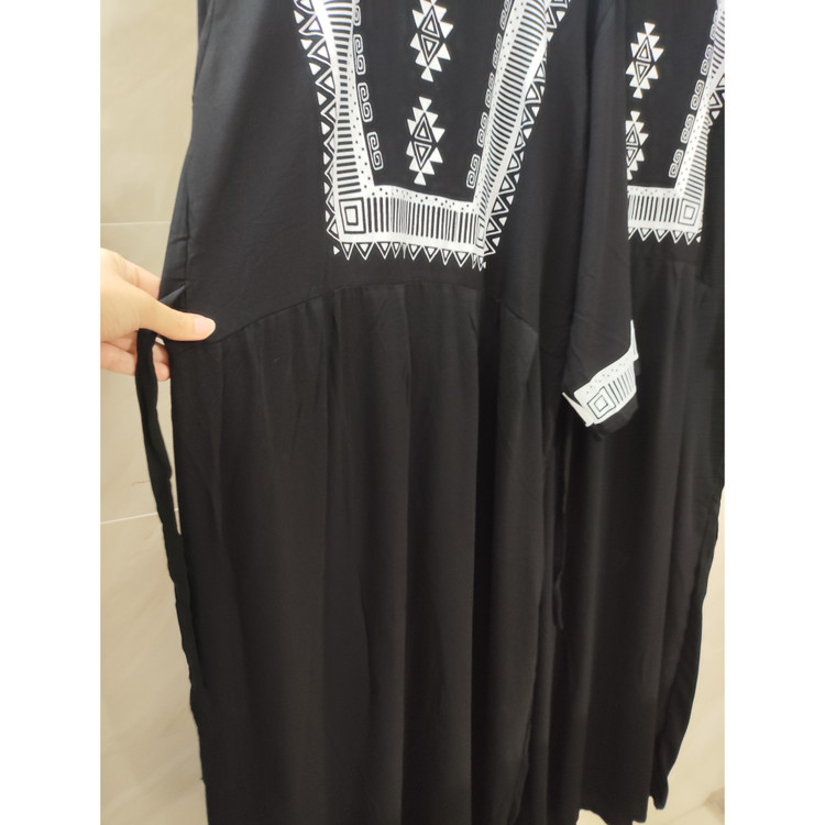 پیراهن کفتان زنانه نخی یقه گرد آستین بلند رنگ مشکی محرمی